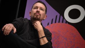 El ex secretario general de Podemos, Pablo Iglesias, durante la mesa redonda ¿Es el fin de la democracia liberal? en la clausura de la Universidad de Otoño de Podemos, en el Círculo de Bellas Artes, a 20 de octubre de 2024, en Madrid (España).