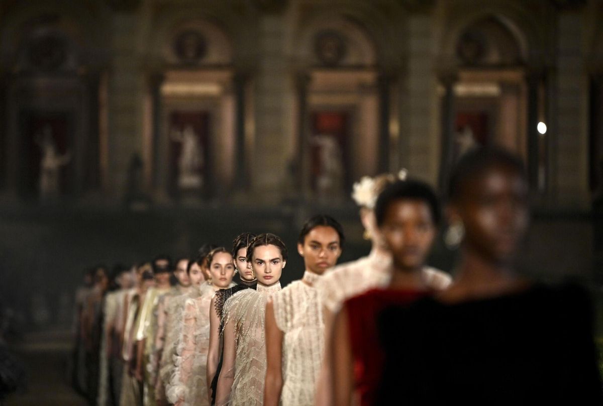 Rome (Italy), 27/05/2025.- Models present creations by Italian designer Maria Grazia Chiuri for Dior during the Dior Cruise 26 Fashion Show in Rome, Italy, 27 May 2025. (Moda, Italia, Roma) EFE/EPA/RICCARDO ANTIMIANI