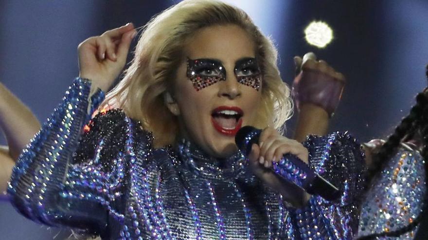 Así ha sido la actuación de Lady Gaga en la Super Bowl