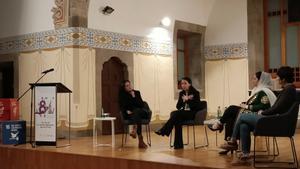 Granollers rep Khadira Zahra Ahmadi, l’exalcaldessa afganesa refugiada a Madrid