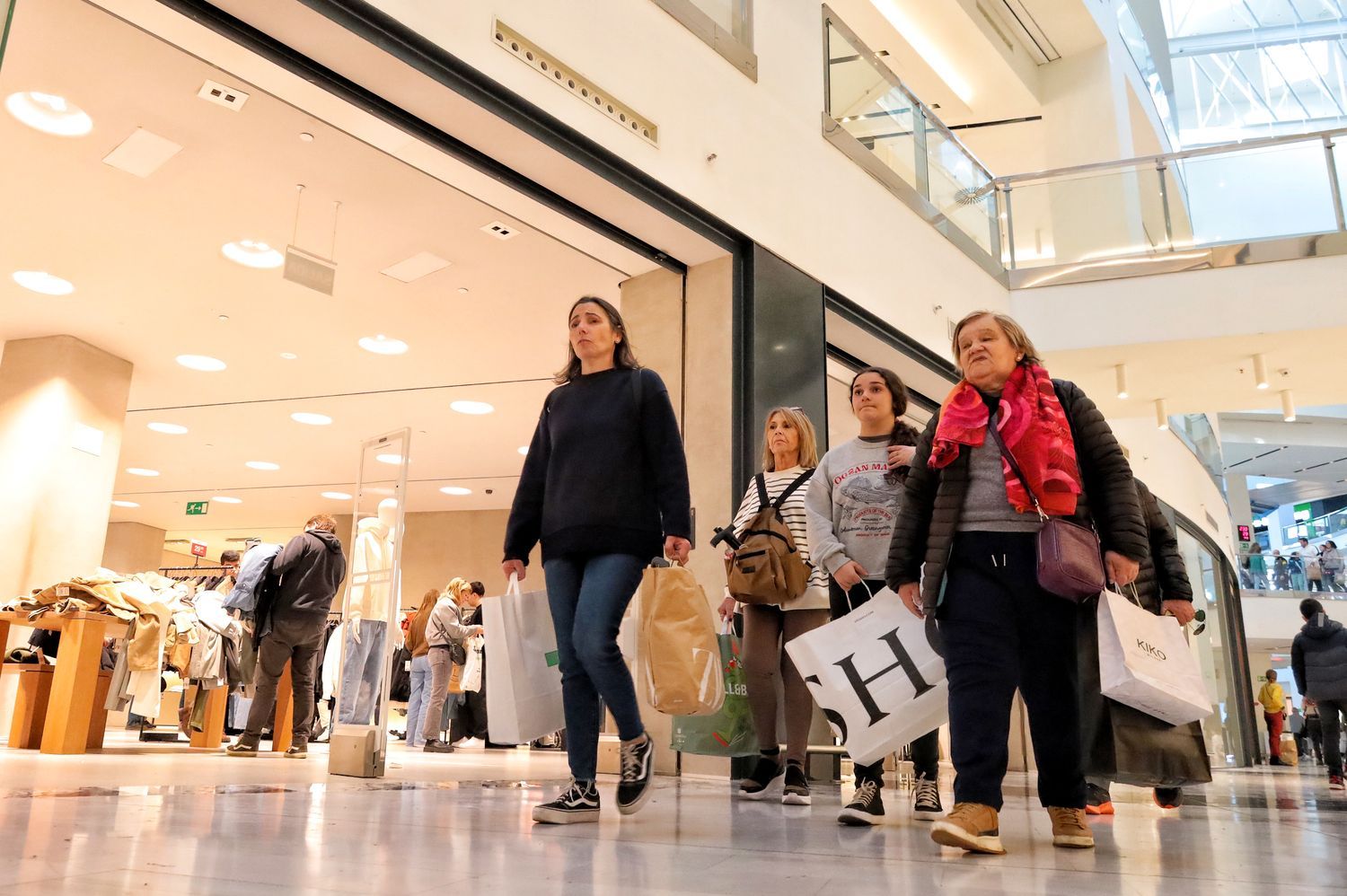 Empiezan las rebajas de invierno en Castellón