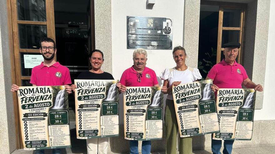 A Romaría da Fervenza reunirá sete agrupacións en Escuadro