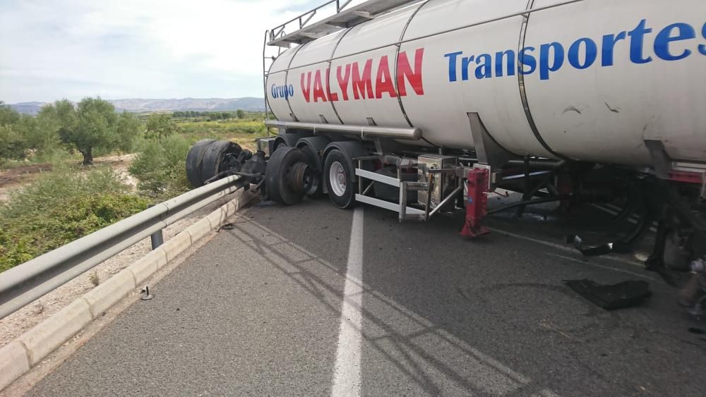 Herido grave en un accidente en Castelló de Rugat