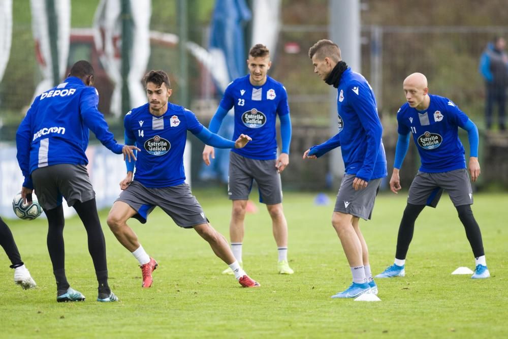 La plantilla vuelve a los entrenamientos para preparar el encuentro del sábado contra el Alcorcón en Riazor. Volverán a estar disponibles Gaku Shibasaki, Vassilis Lampropoulos y Javier Montero.