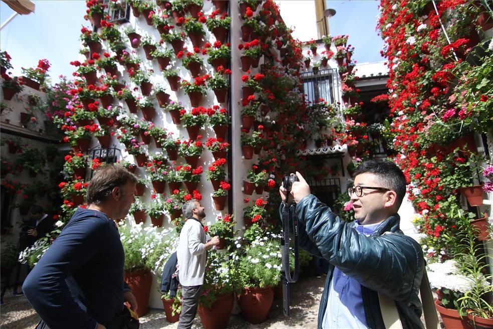 Mención de Honor y primeros premios del Concurso Municipal de Patios 2018