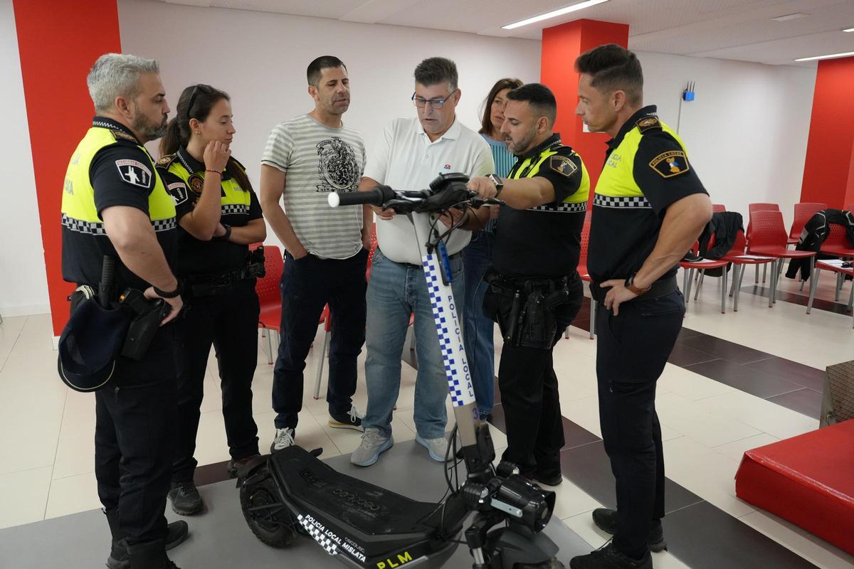 Mislata refuerza los controles sobre los vehículos de movilidad personal y prepara nuevas medidas para garantizar la seguridad vial.