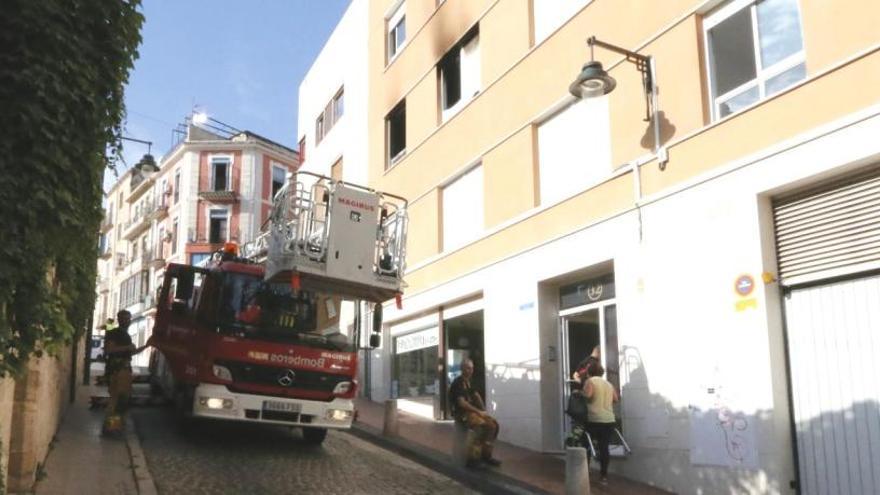 Momento en el que los bomberos estaban actuando.