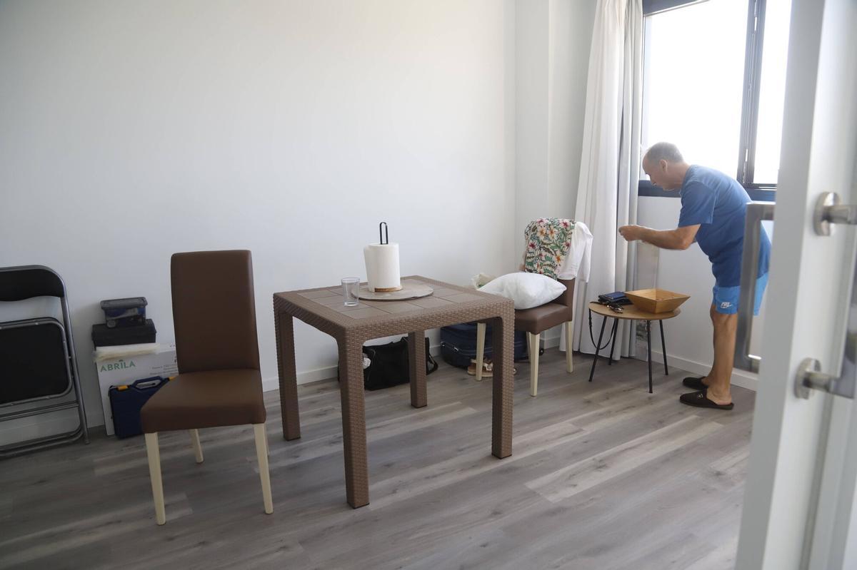 A.J.González Córdoba Apartamentos de mayores Sama Naharro fase 2 primeros vecinos