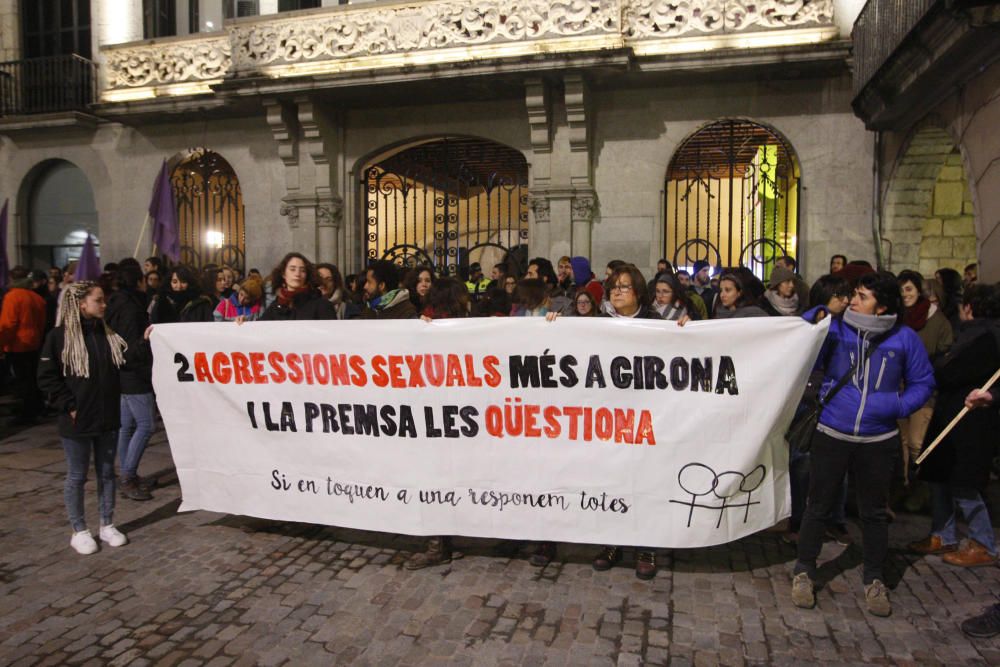 Concentració contra les agressions sexuals a Girona