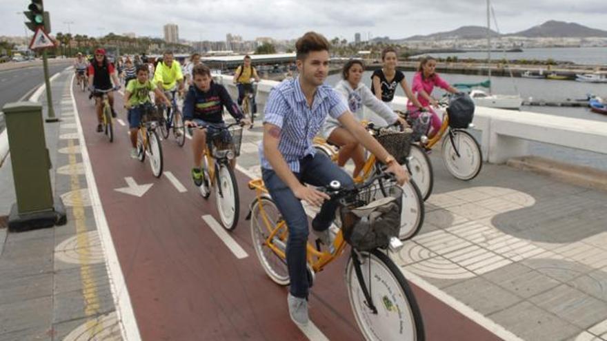 Usuarios del servicio público de bicicletas de la ciudad. | andrés cruz