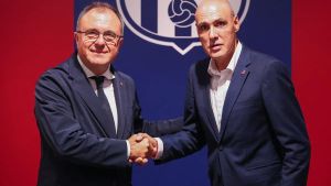 Javi Rodríguez en su presentación como entrenador del Barça de fútbol sala