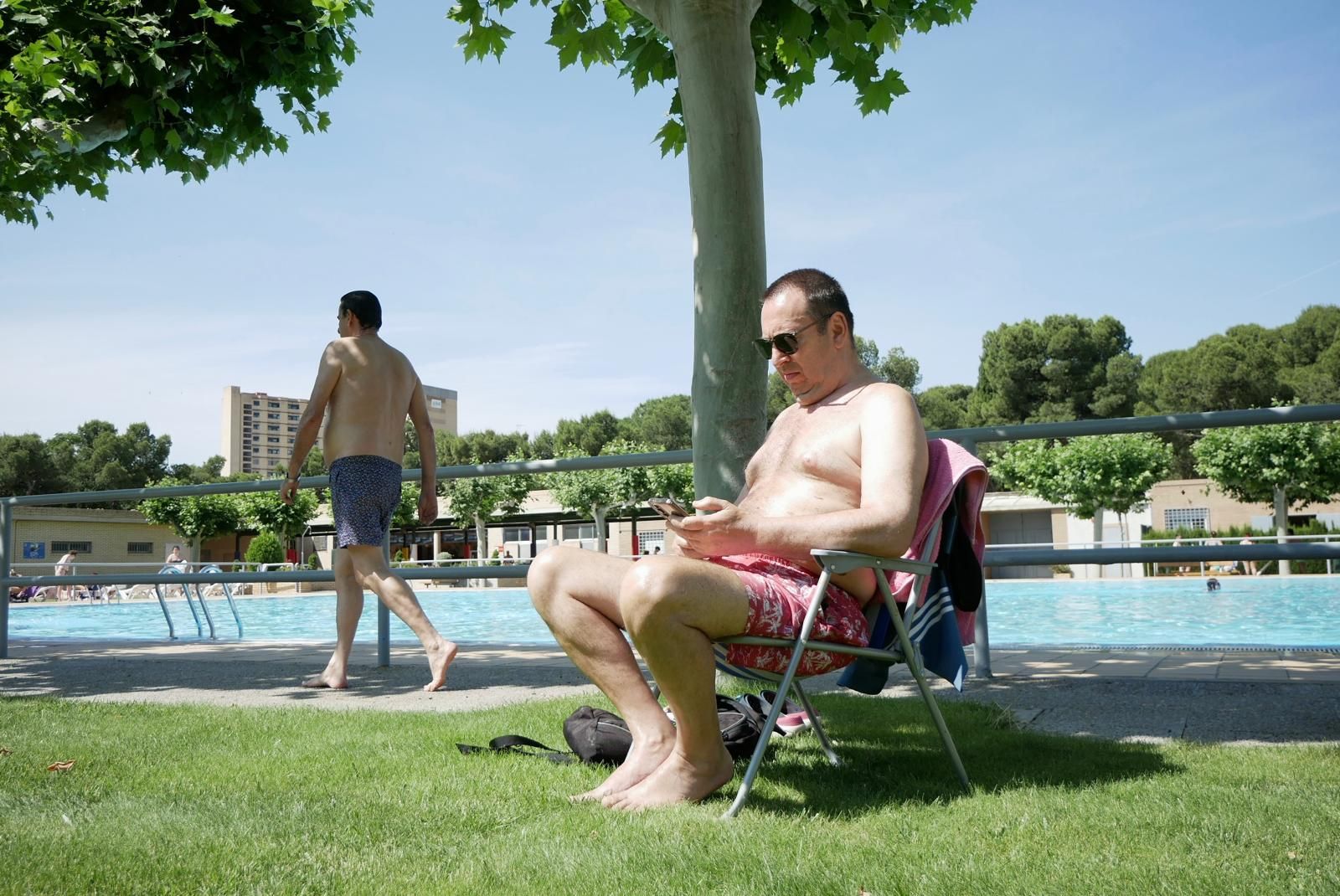 En imágenes | Arranca la temporada de piscinas en Zaragoza