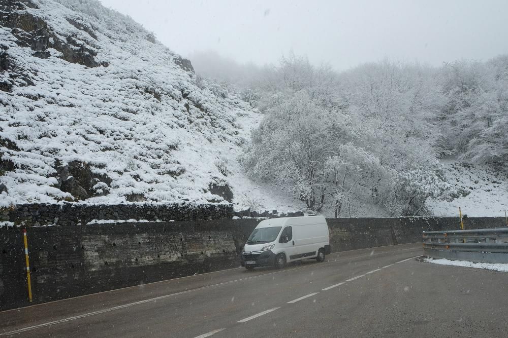 Nieve en el Puerto de Pajares