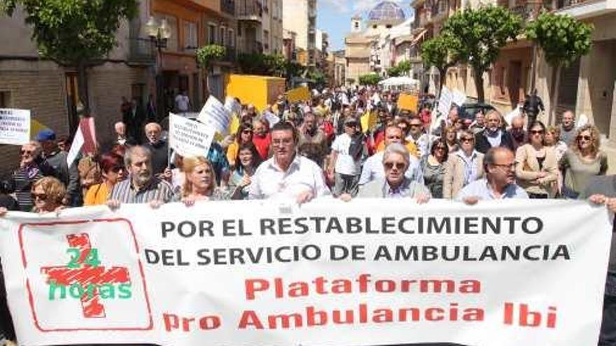 El Consell descarta poner más medios para compensar el recorte en el horario de la ambulancia