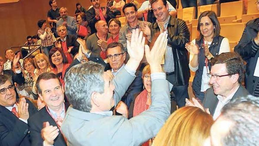 Santos Héctor se impone como secretario provincial del PSOE con el 65% de los votos