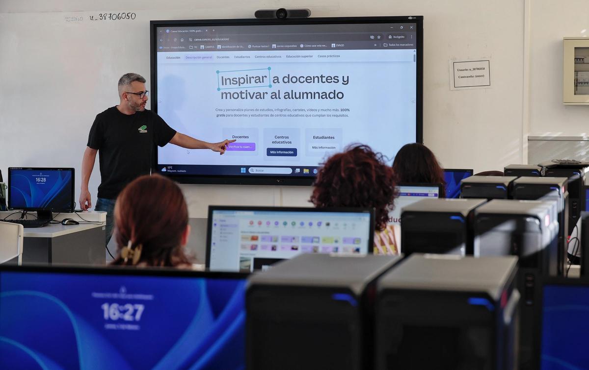 Una formación para profesorado en el CEP Santa Cruz de Tenerife.