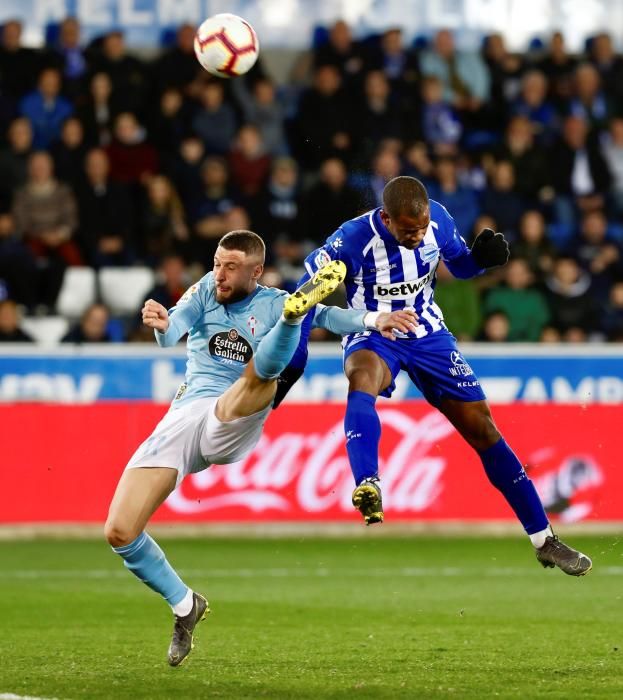 El Alavés - Celta, en imágenes. // EFE | David Aguilar