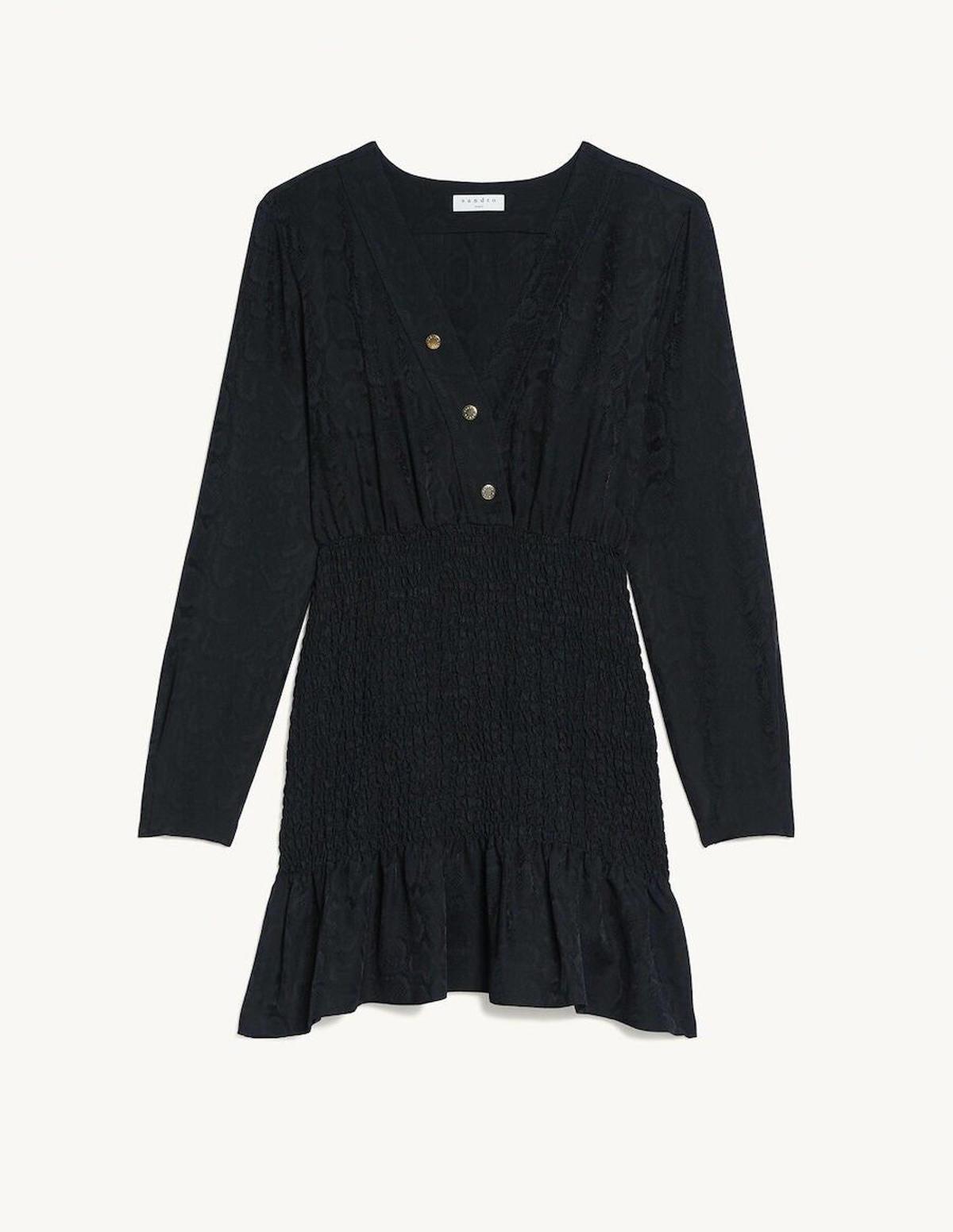 Vestido corto de punto smock, de Sandro (122,5 euros)