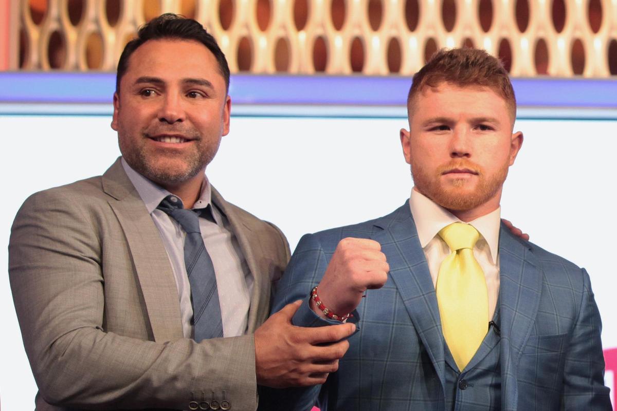 'Canelo' Álvarez y De la Hoya a punto de los golpes; el campeón acusa de robo al promotor