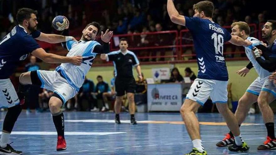 Manu Martínez, durante un reciente partido de la selección gallega. // Phototeca BN