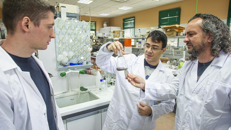 Nanopartículas patentadas por la UA mejoran un 30% la producción de biogás