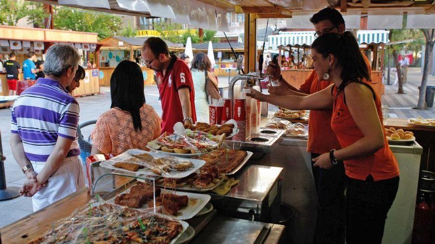 Uno de los puestos de la Feria de Día