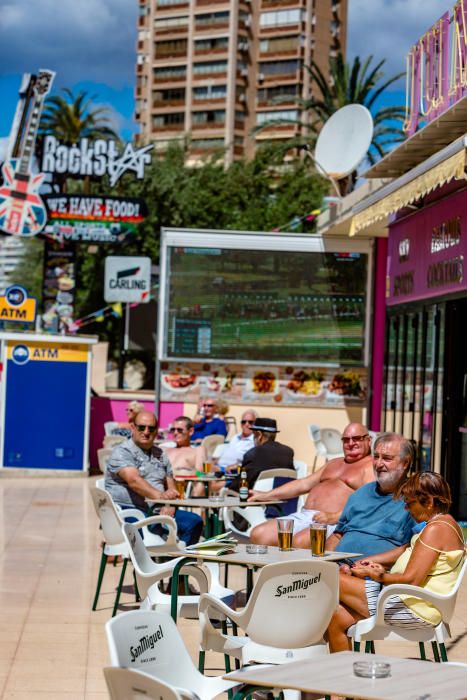 El 10% de las terrazas de bares de Benidorm abren