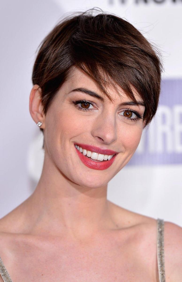 Anne Hathaway