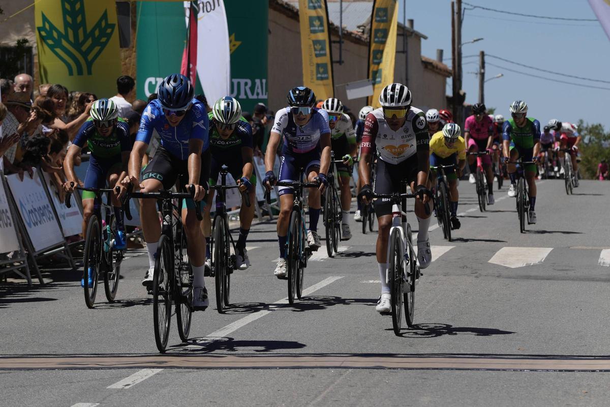 Vuelta ciclista en una imagen de archivo.