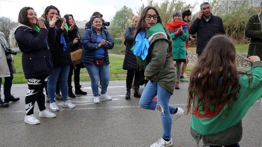 Una pelea entre clanes gitanos acaba con cinco detenidos y una mujer ...