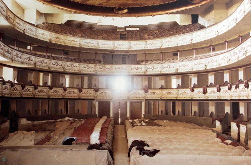 Un paseo por la historia del Teatro Cervantes