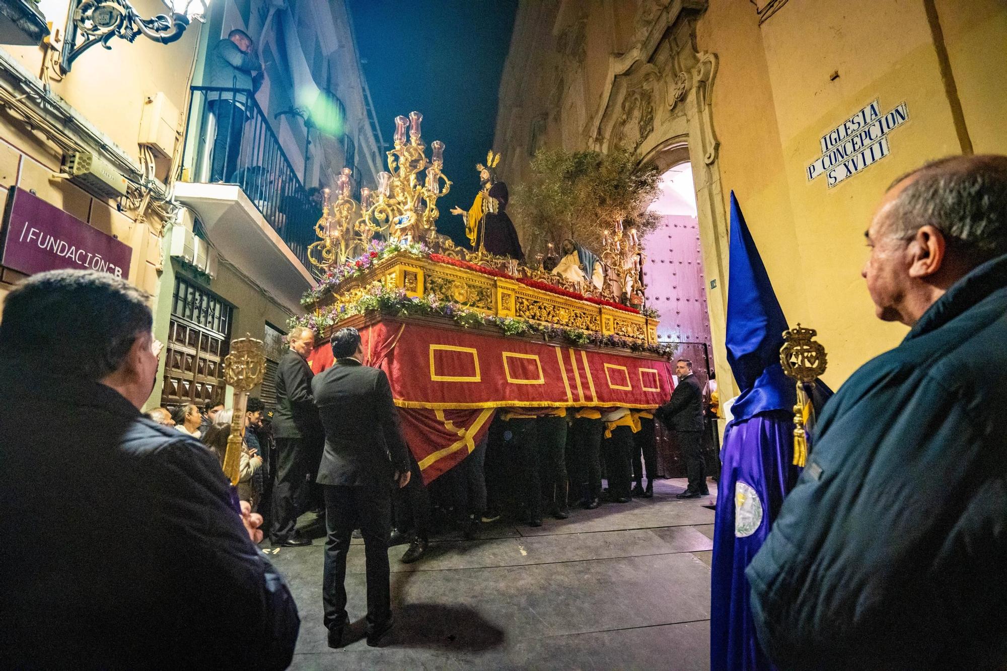 Jesús de la Humildad sale a la calle rodeado de mucha expectación.