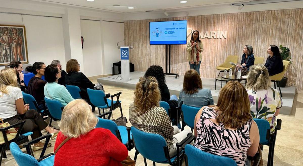 Asistentes á charla de onte no Museo. | // FDV