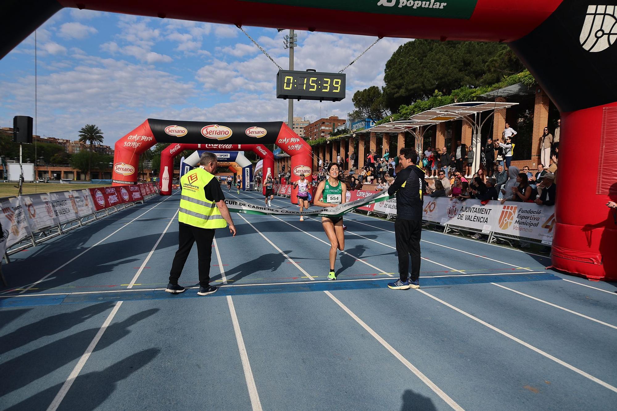 Las mejores imágenes de la X carrera José Antonio Redolat, quinta cita del Circuit de Carreres Caixa Popular
