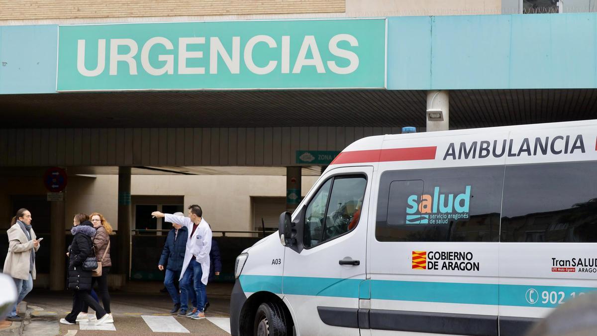 Entrada a las Urgencias del Miguel Servet, donde este miércoles protestará su personal.
