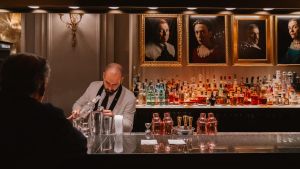 Pictura, la sección de cócteles en el bar del Hotel Ritz, en Madrid.