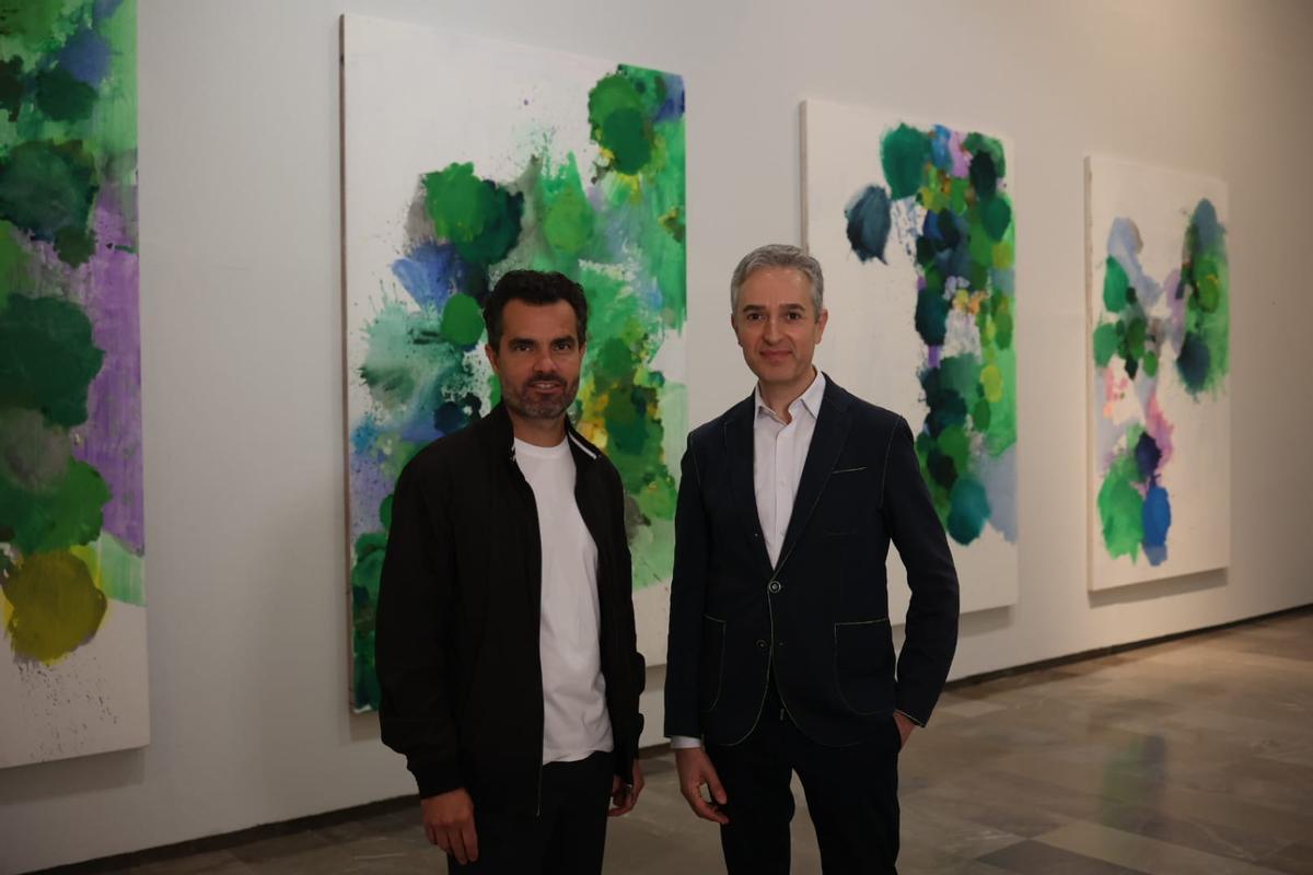 Pérez Pont la pasada semana junto al artista Juan Olivares.