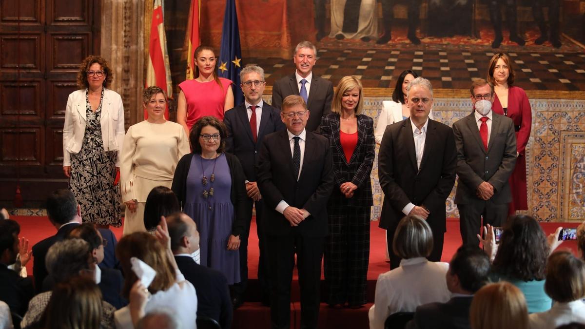 Puig junto al nuevo Consell que preside