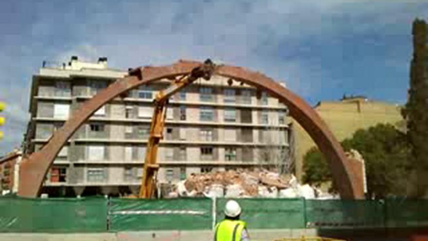 Cae el último de los arcos del entorno de las murallas