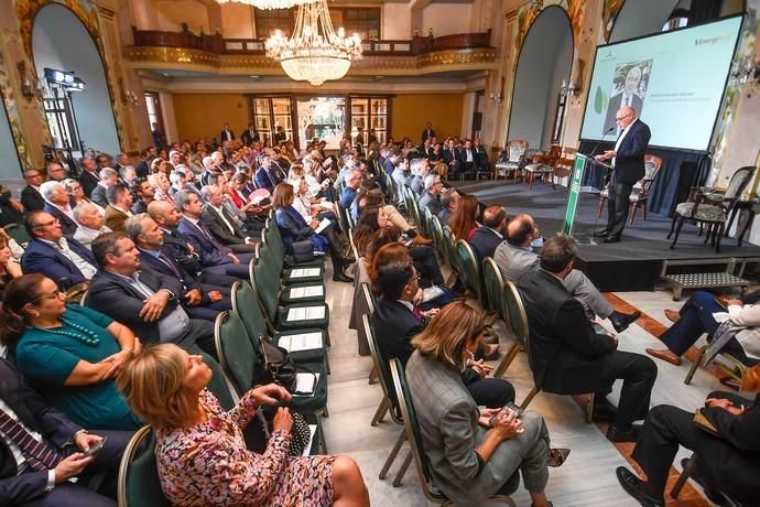 12-11-19  LAS PALMAS DE GRAN CANARIA.  HOTEL SANTA CATALINA. LAS PALMAS DE GRAN CANARIA. Foro Cambio ClimÁtico, / Foro Cambio Clim?tico, con Robert F.Kenedy Jr. Intervención de Angel Victor Torres, Antonio Morales y Jose Antonio Valbuena y  mesa redonda. Fotos: Juan Castro.  | 12/11/2019 | Fotógrafo: Juan Carlos Castro