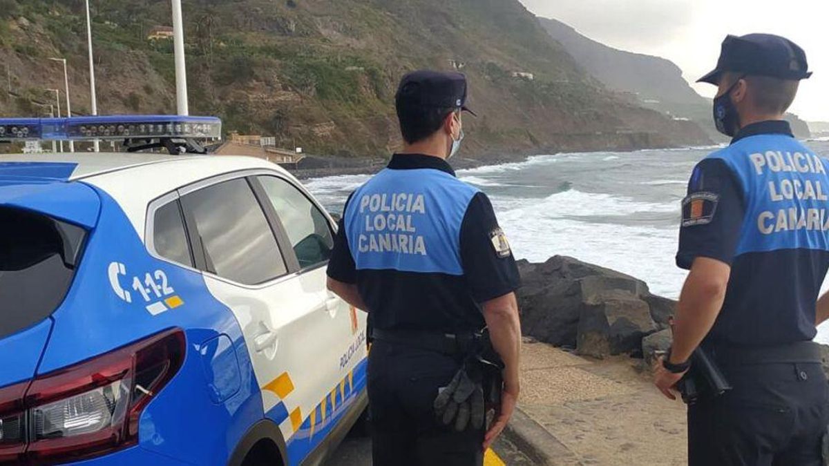 Imagen de archivo de policías locales de Los Realejos