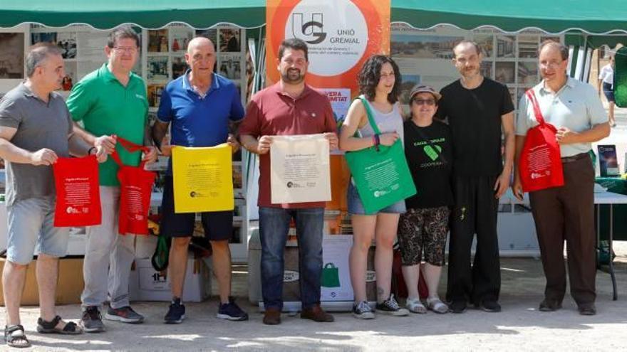 Unió Gremial presenta una campaña contra los plásticos