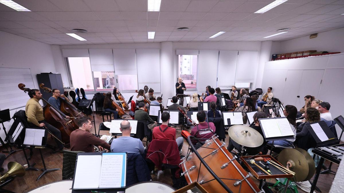 Imagen de archivo de un ensayo en las aulas del Patronato Municipal de Música en Can Ventosa.