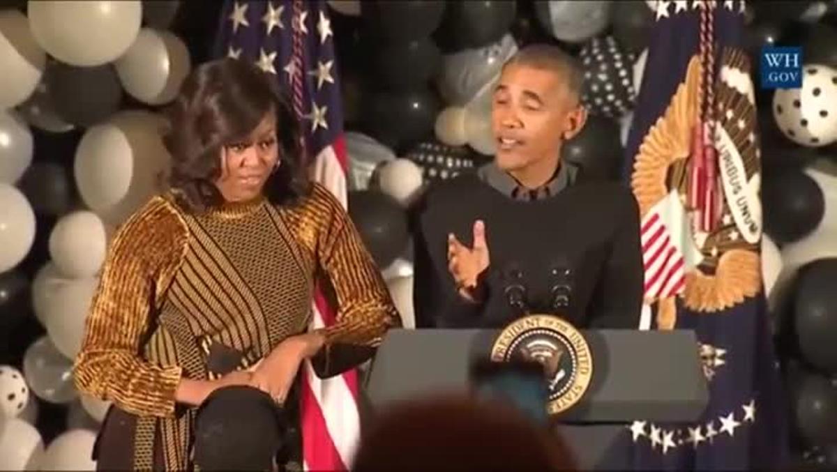 Obama y su mujer bailan ’Thriller’ de Michael Jackson en Halloween.