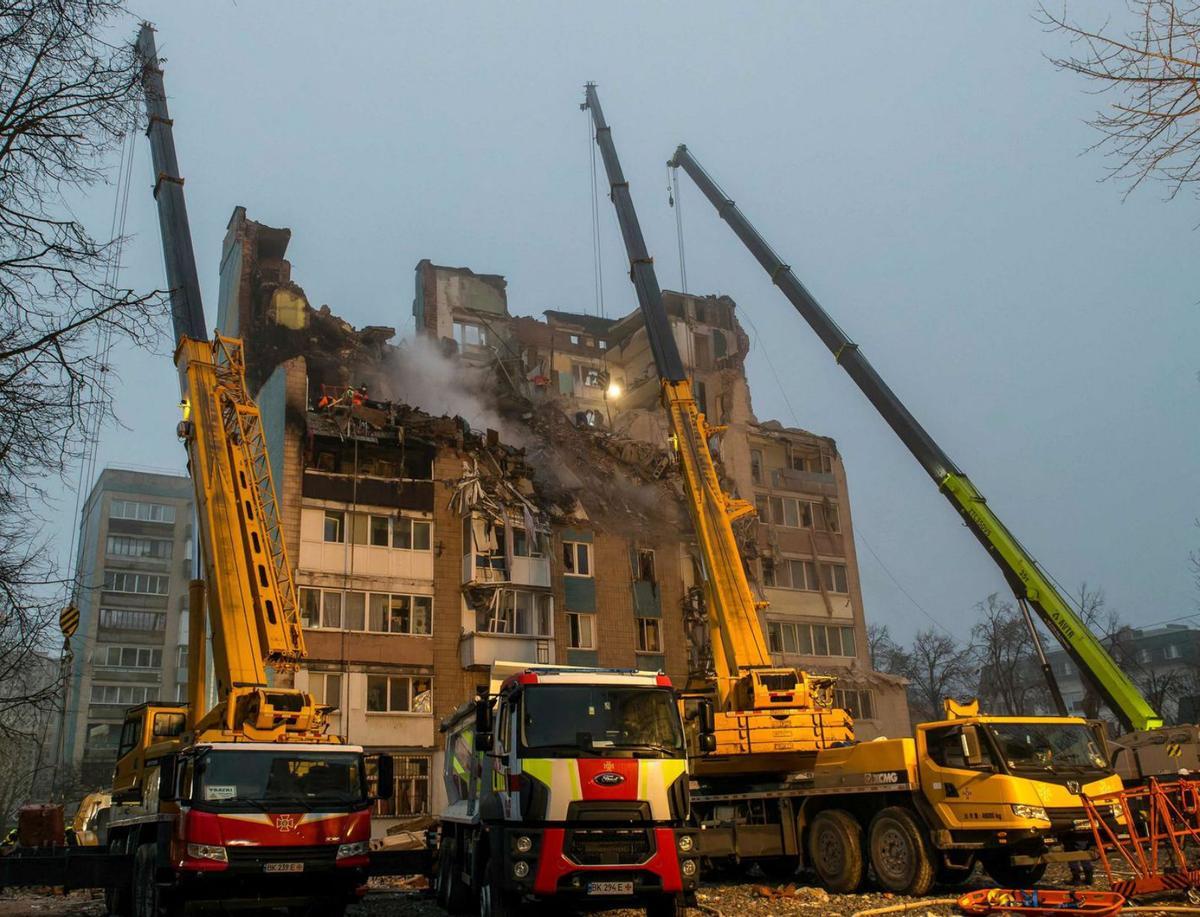 Zelenski s’obre a discutir el pla de pau per a Ucraïna impulsat per Trump