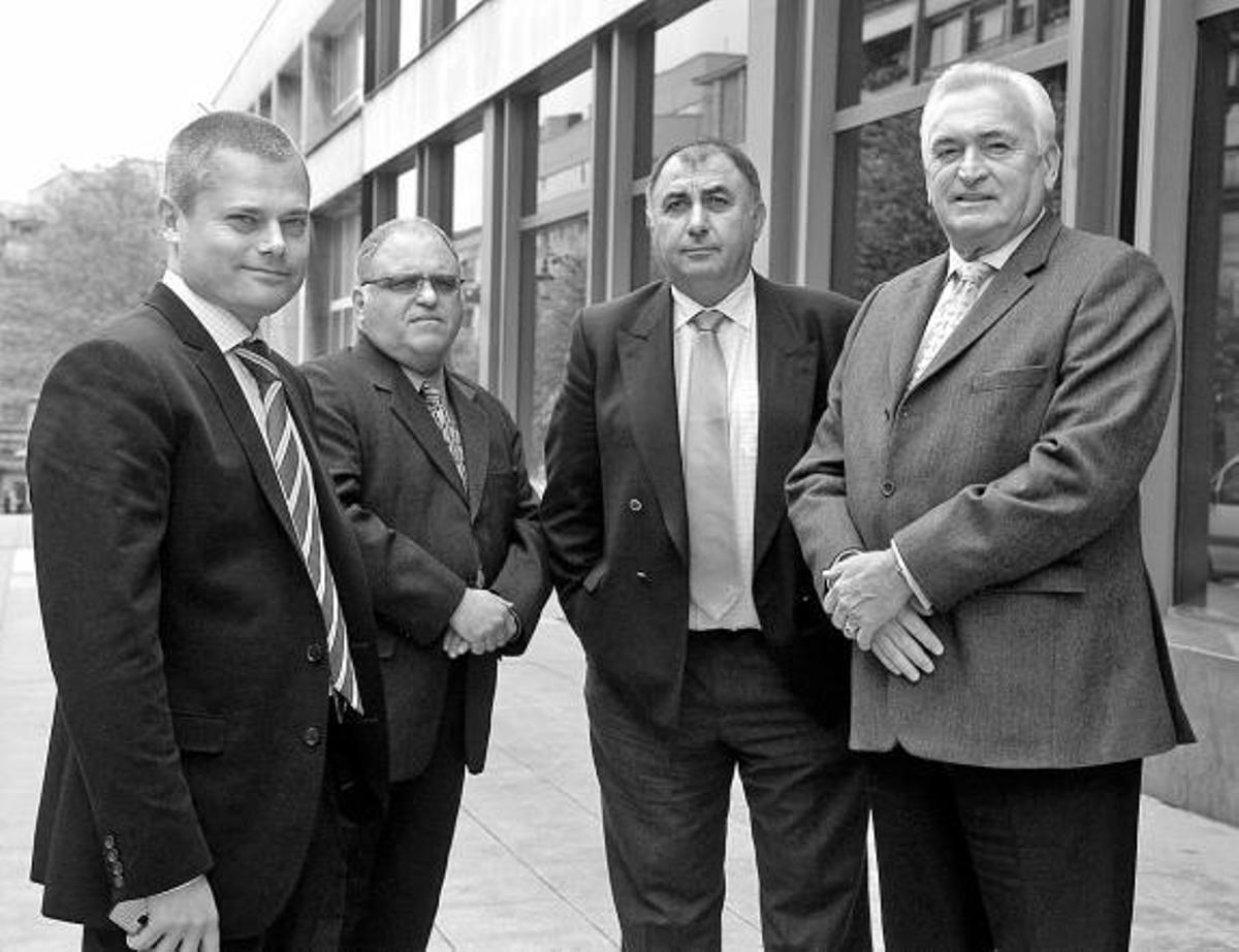 Por la izquierda, Cary Pikowski, John D. Reynolds, Emilio Hormaeche y Nick de Mare, directivos de Astur Gold.