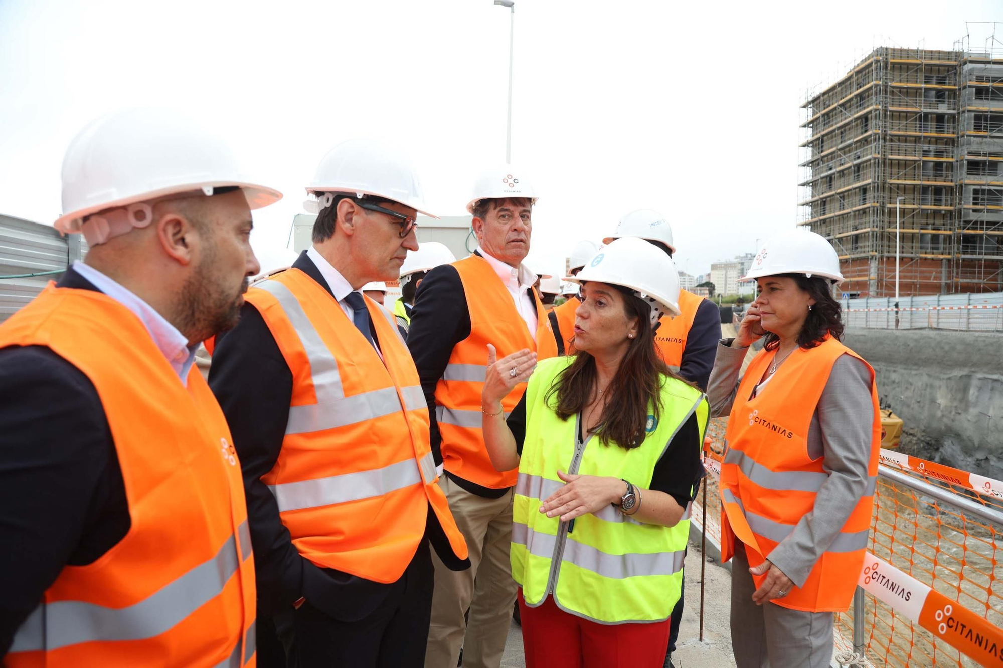 Salvador Illa e Inés Rey visitan las obras de Xuxán