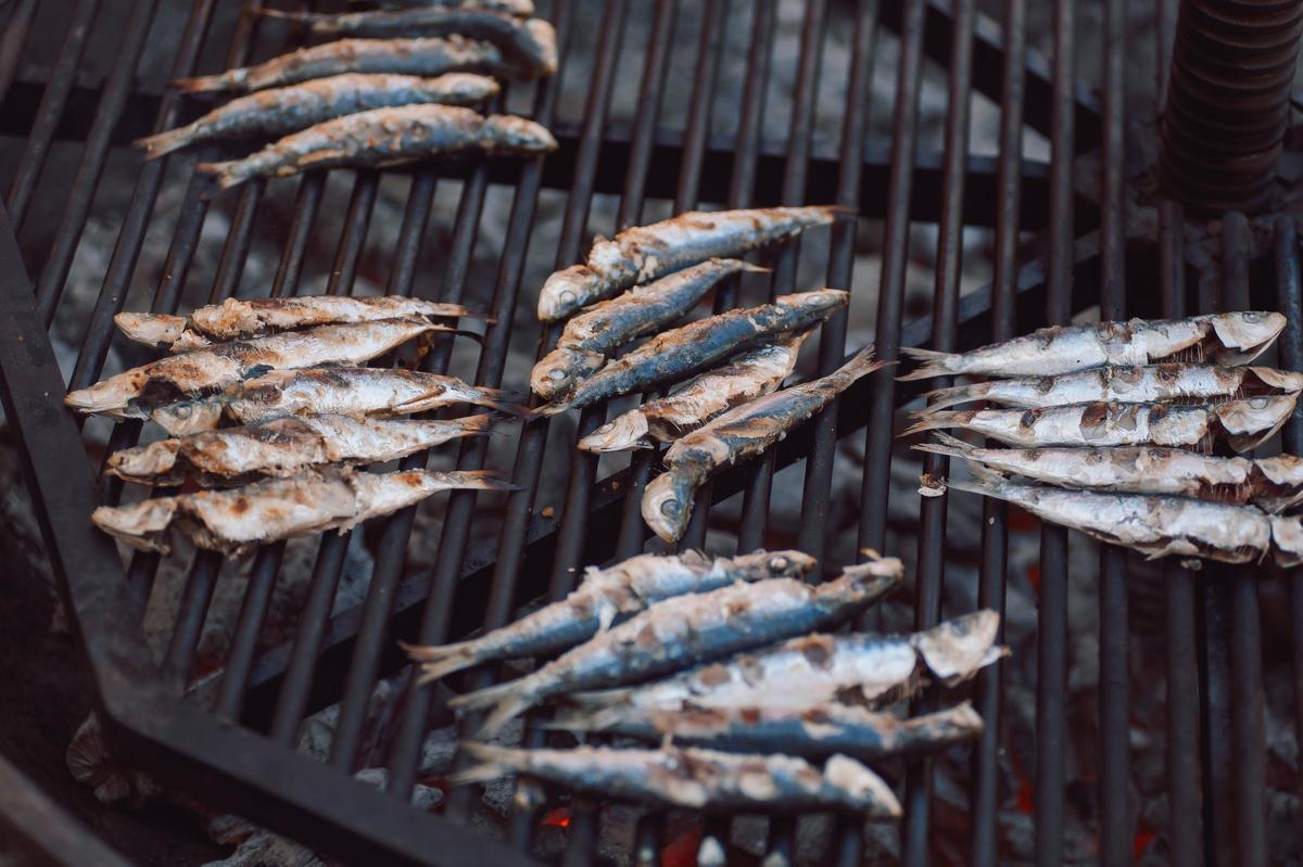 Una feria con sabor a mar: sardinas a la brasa