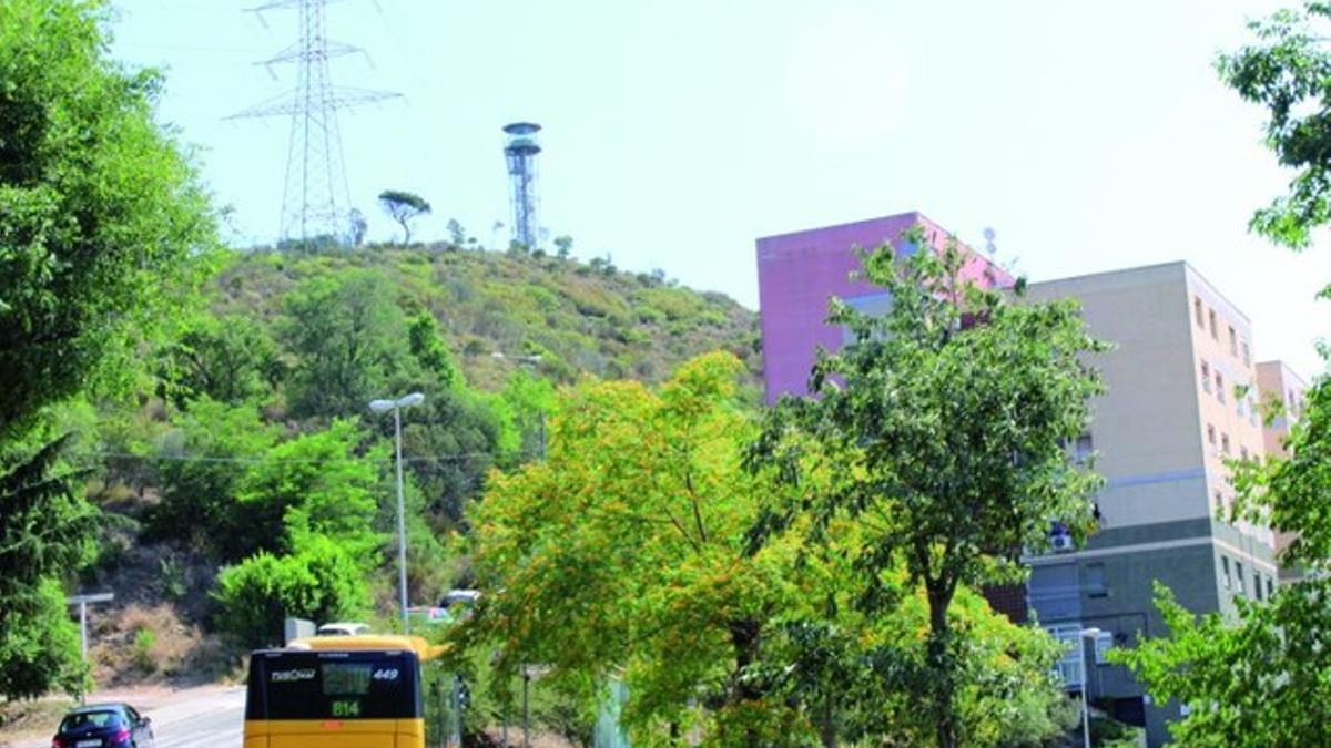 Torre de vigilancia ubicada en la parte alta del barrio de Can Franquesa, en Santa Coloma.