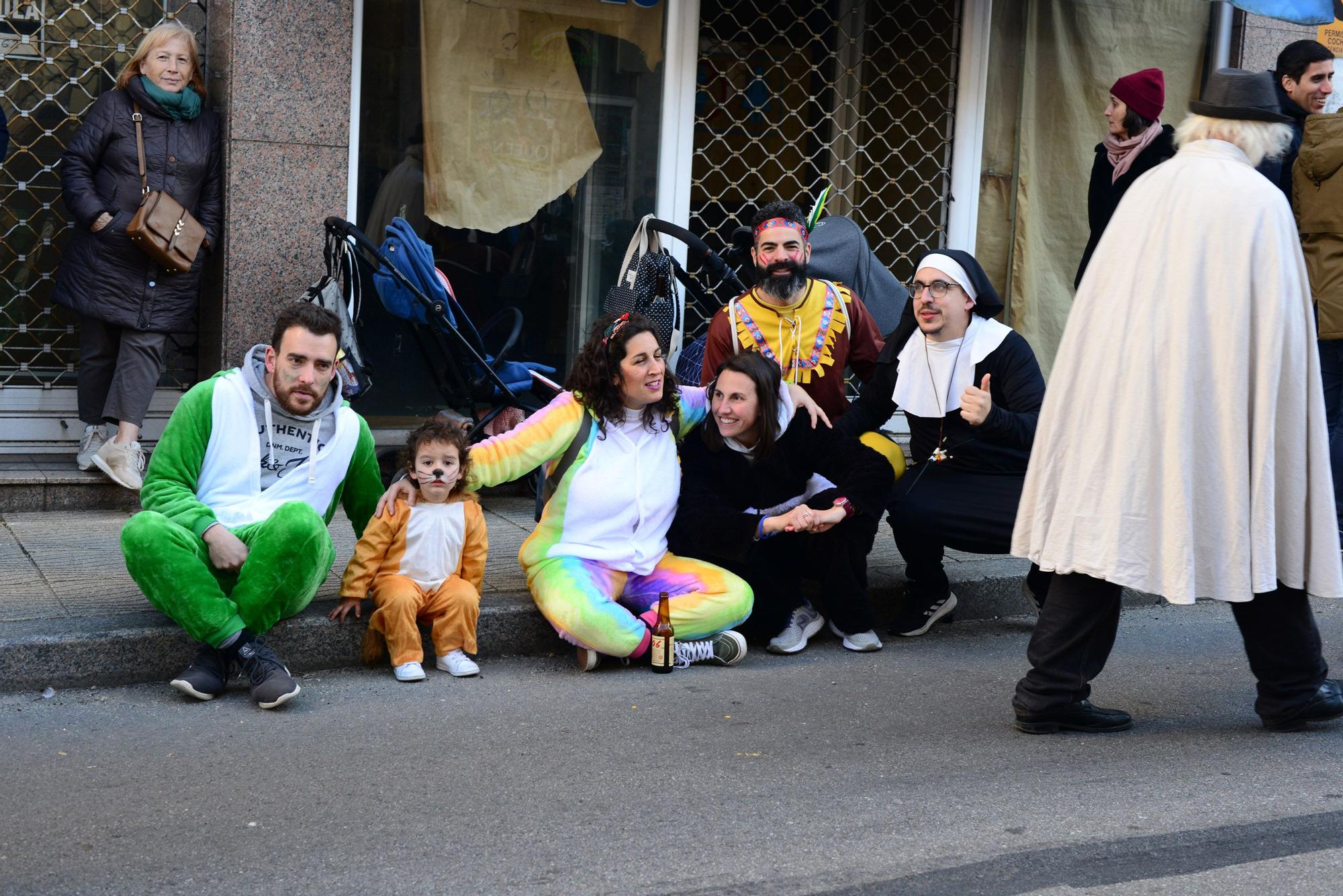 Moaña "llora" el fin del carnaval con el Enterro da Sardiña